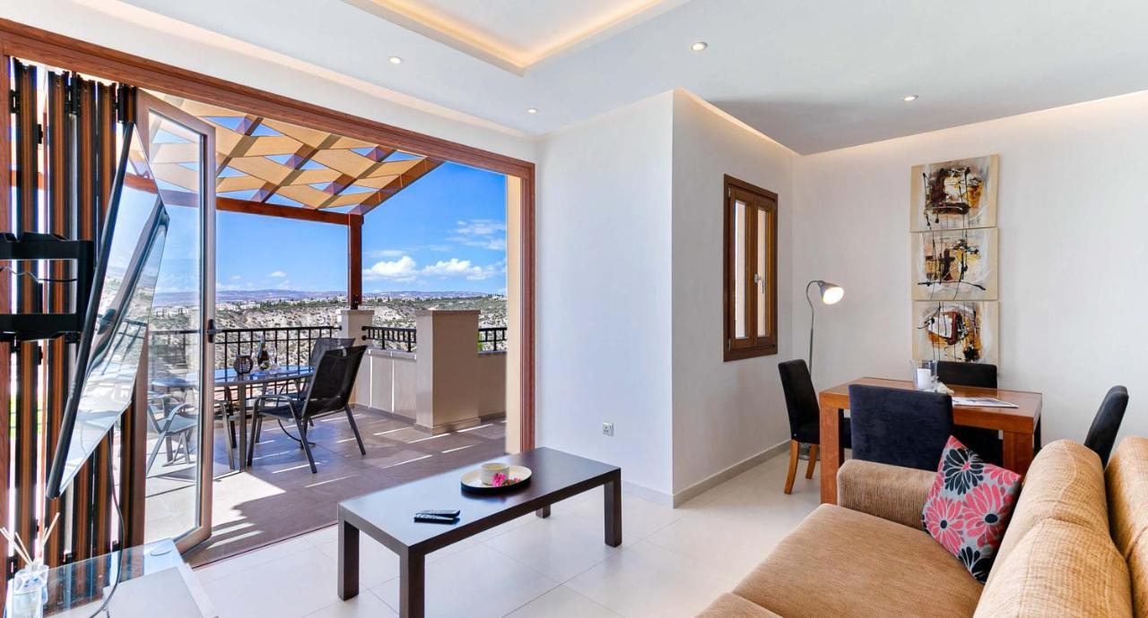 Modern Apartment Nz11 Large Balconies With Sea And Mountain Views Kouklia Exterior foto